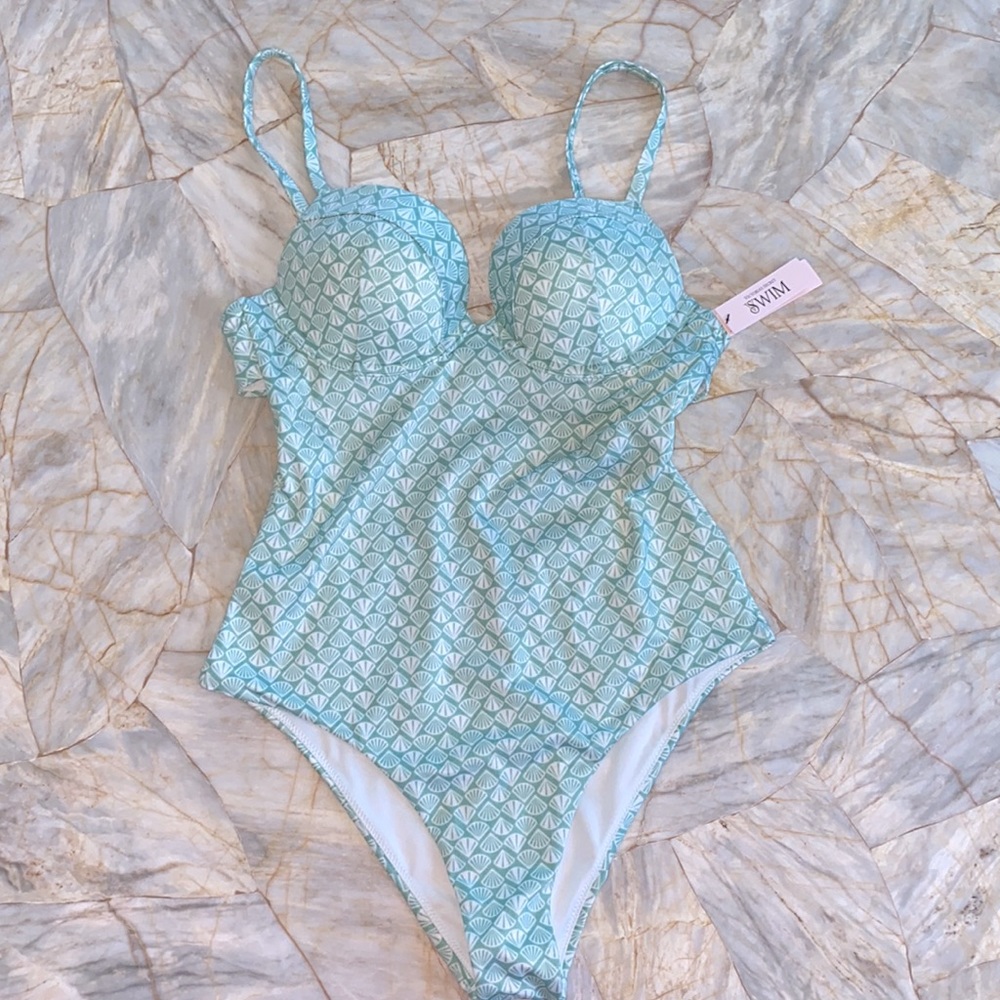 Victoria’s Secret Swim Sexy Tee Push-up One Piece Swim Suit Small NEW